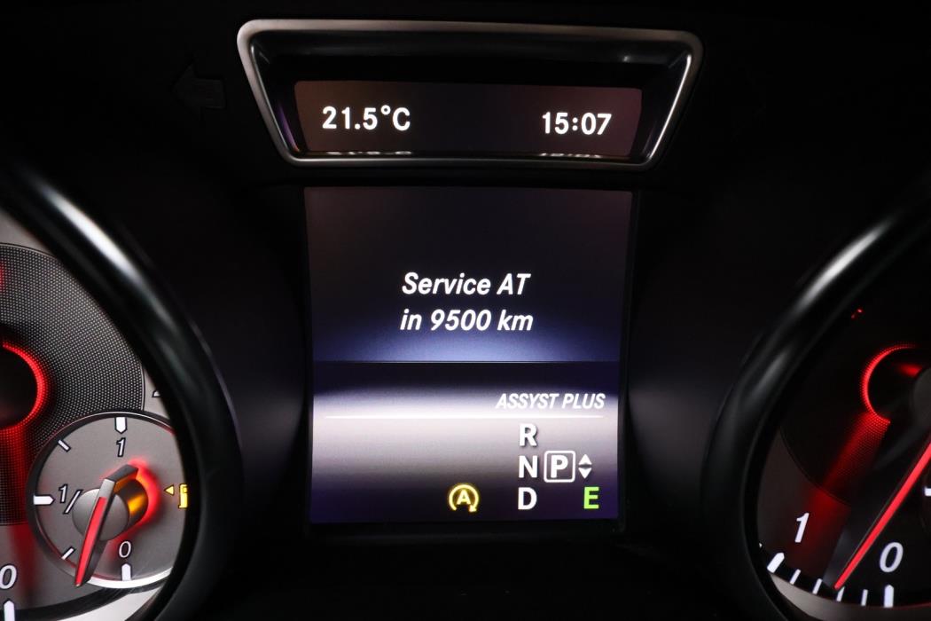 MERCEDES-BENZ CLA 2016