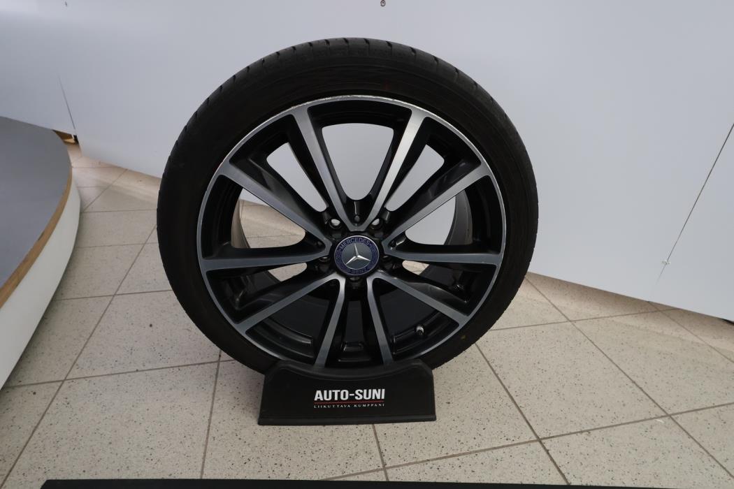 MERCEDES-BENZ CLA 2016