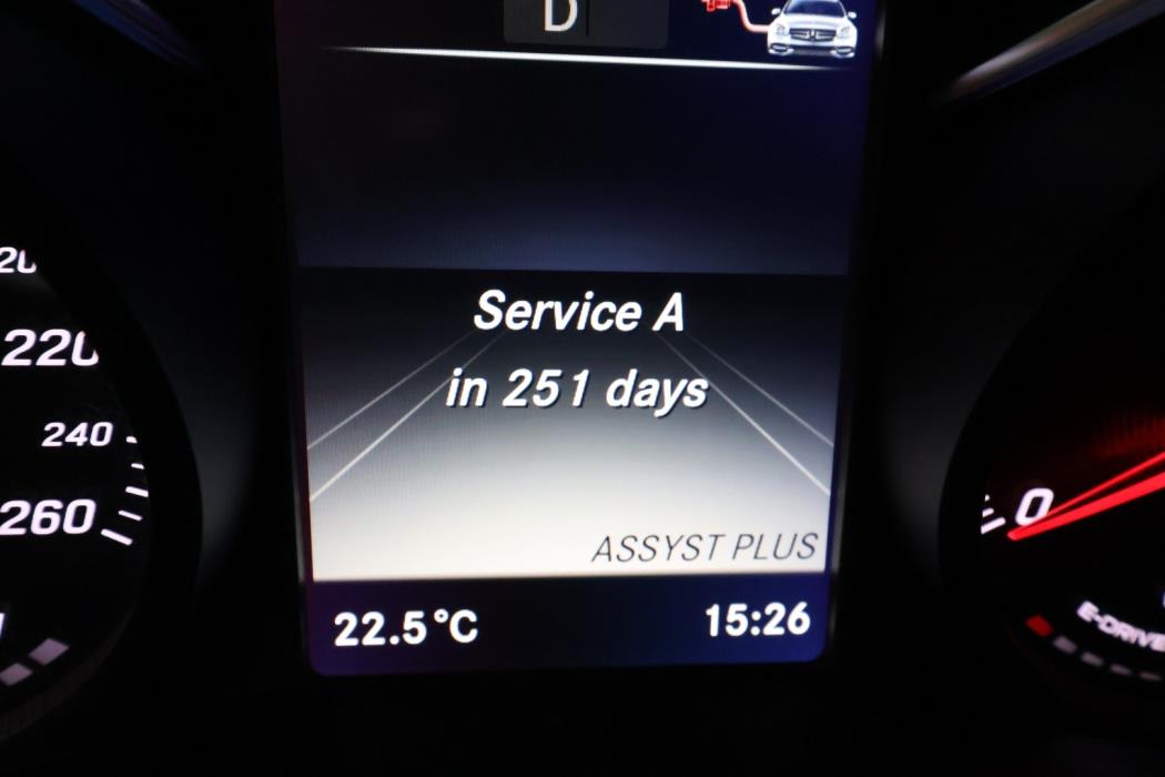 MERCEDES-BENZ GLC 2018