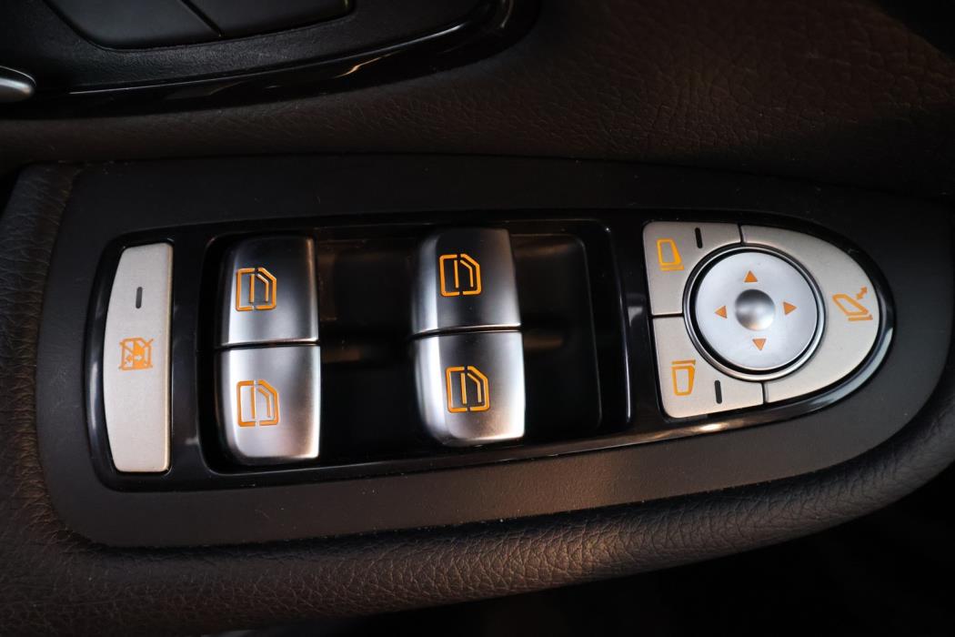 MERCEDES-BENZ GLC 2018