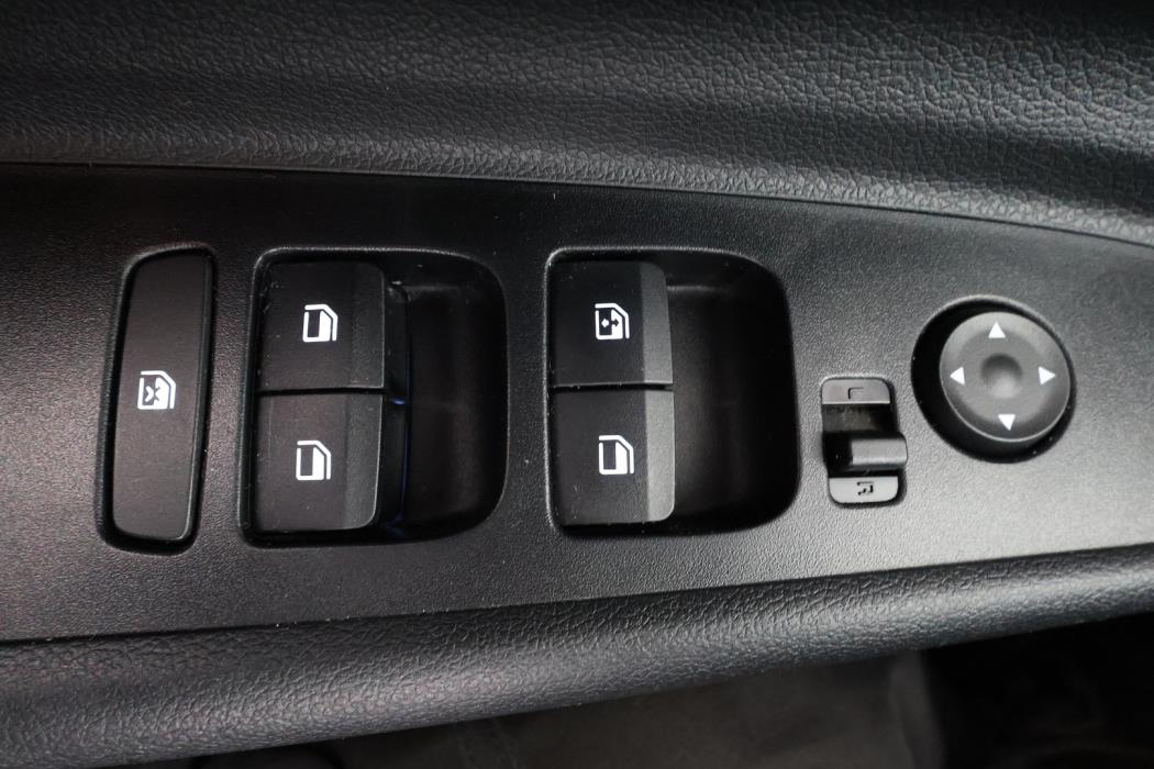 HYUNDAI i20 Hatchback 2021