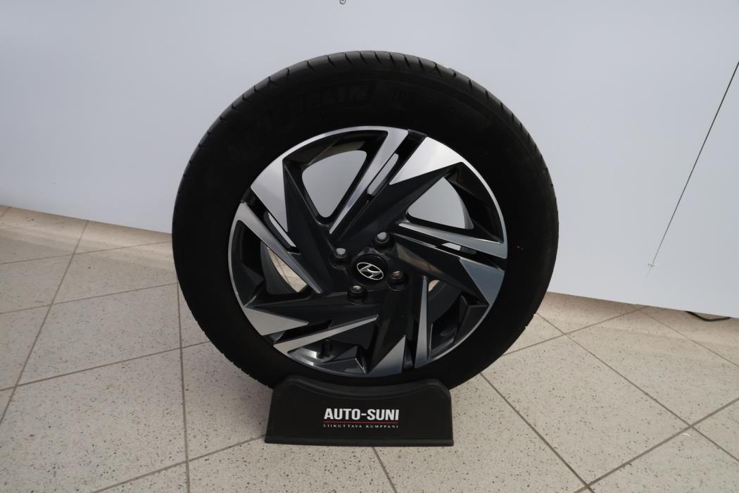 HYUNDAI i20 Hatchback 2021