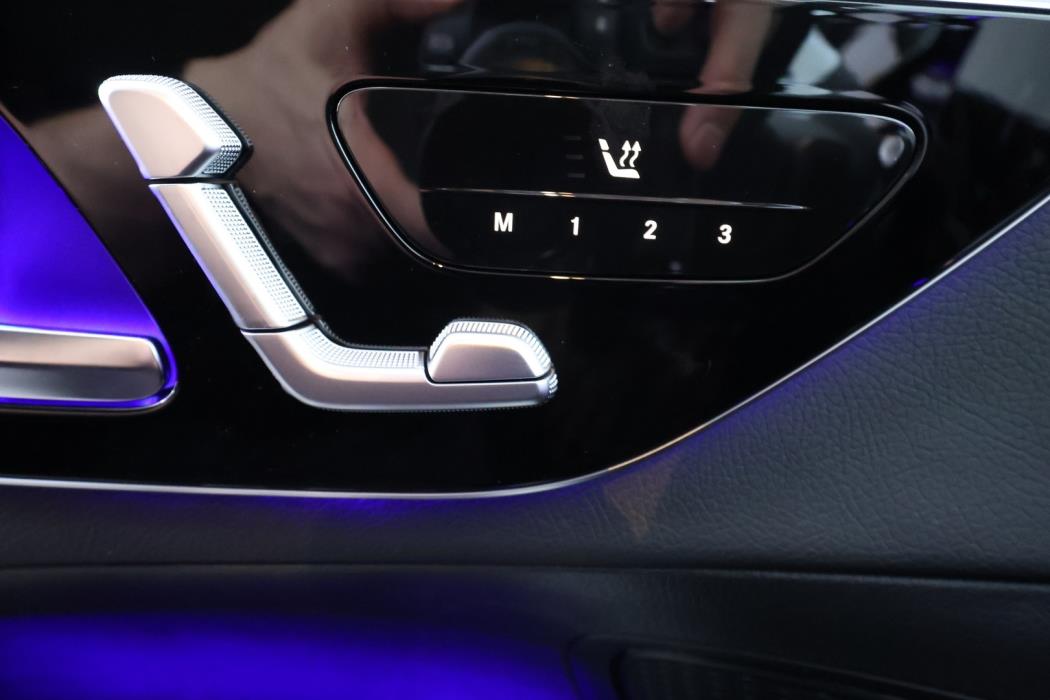 MERCEDES-BENZ GLC 2026