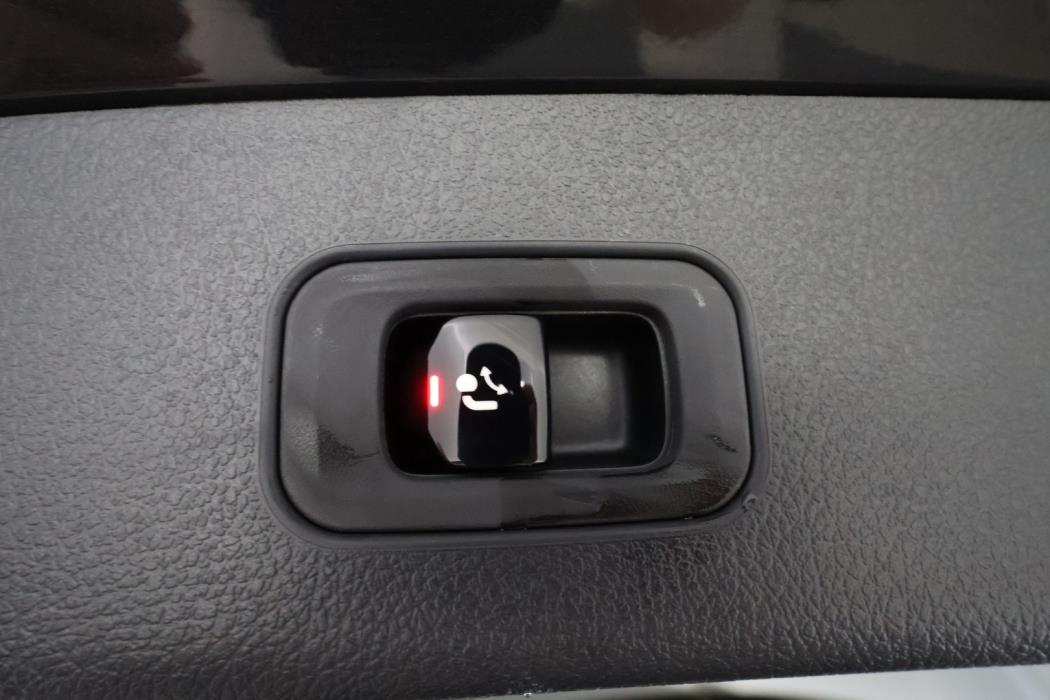 MERCEDES-BENZ GLC 2026