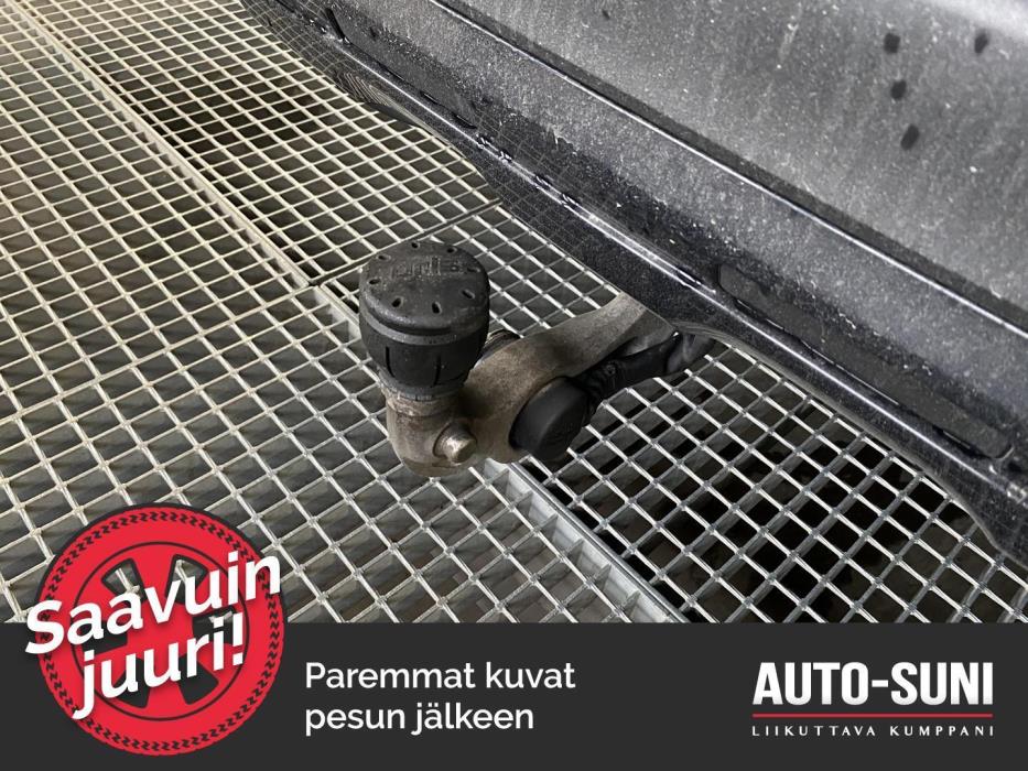 MERCEDES-BENZ GLC 2023