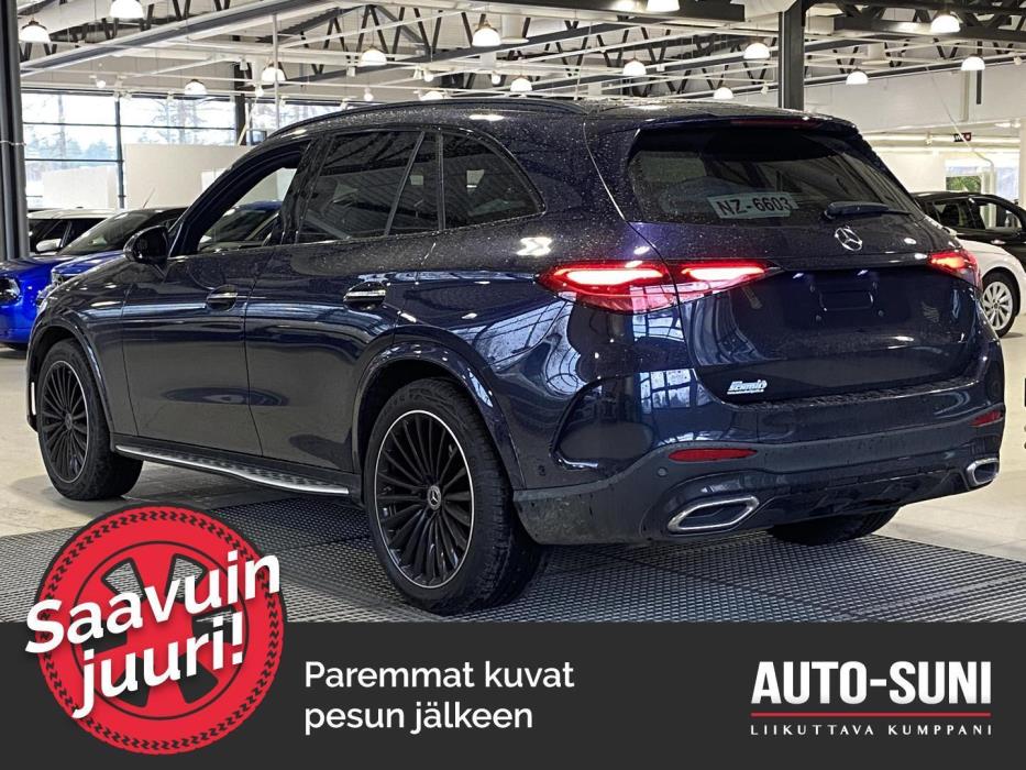 MERCEDES-BENZ GLC 2023