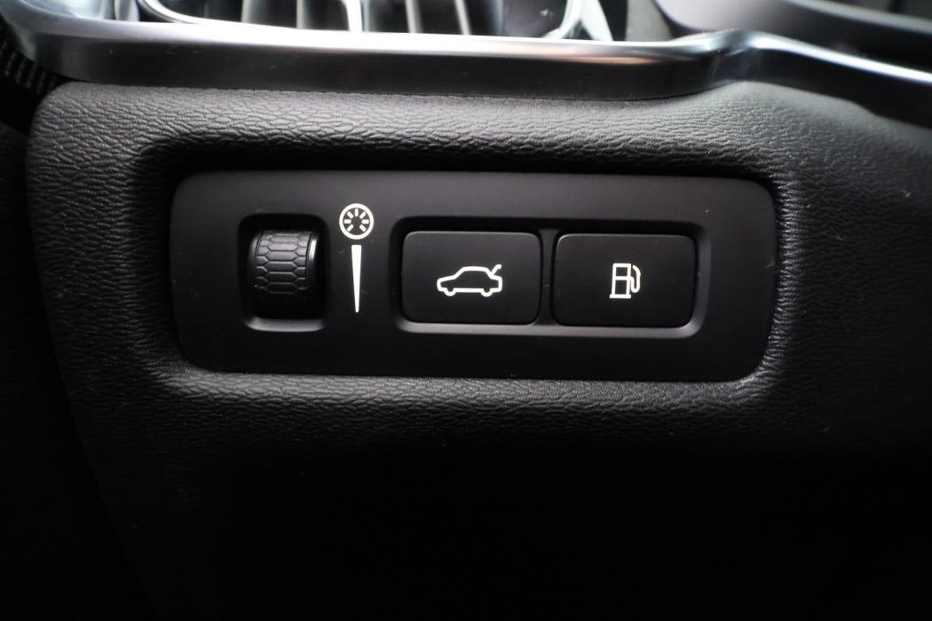 VOLVO V60 2020