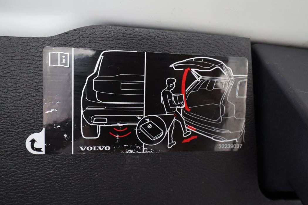 VOLVO V60 2020