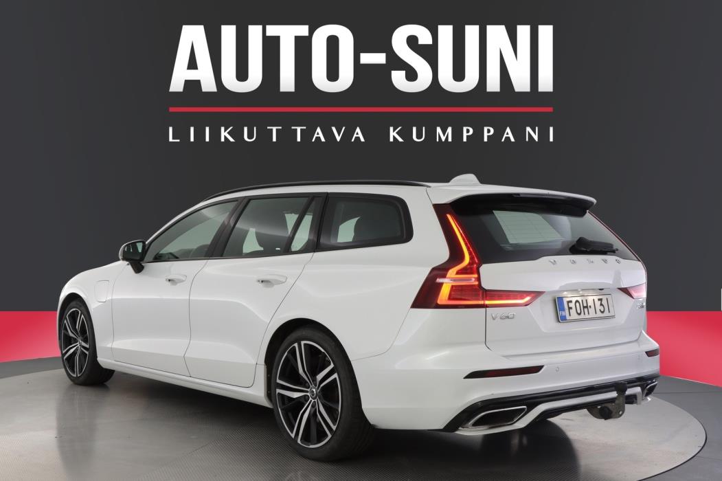 VOLVO V60 2020