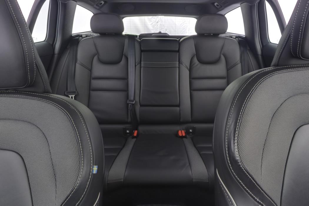 VOLVO V60 2020