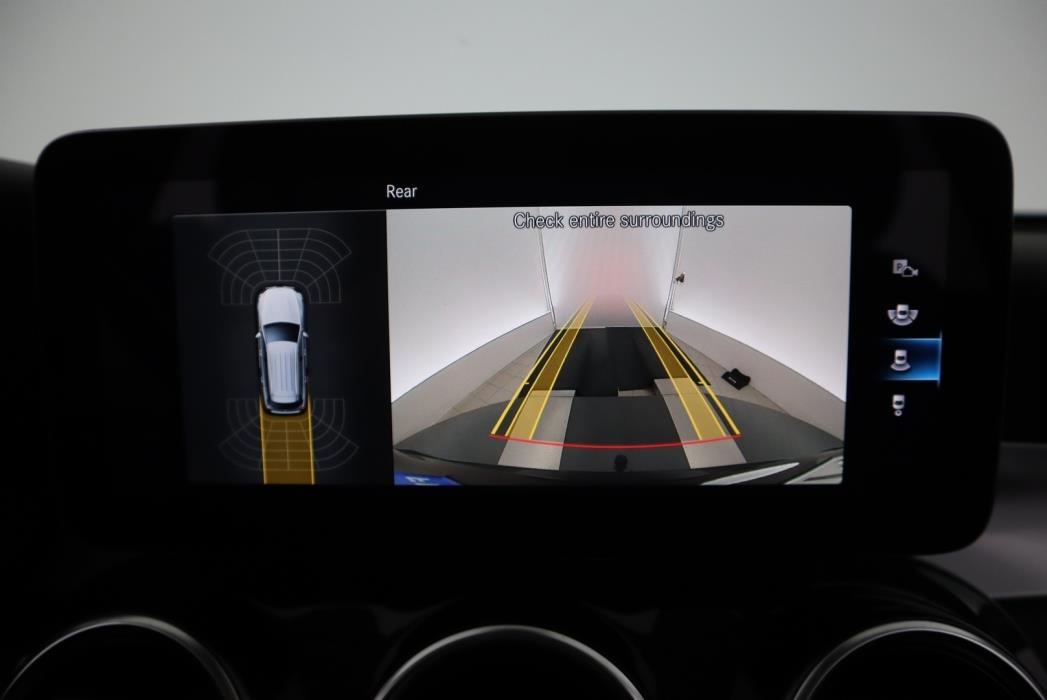 MERCEDES-BENZ GLC 2021