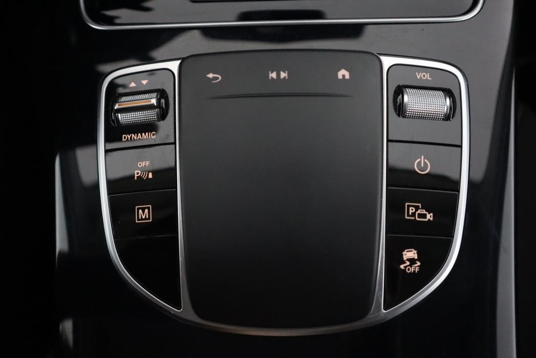 MERCEDES-BENZ GLC 2021