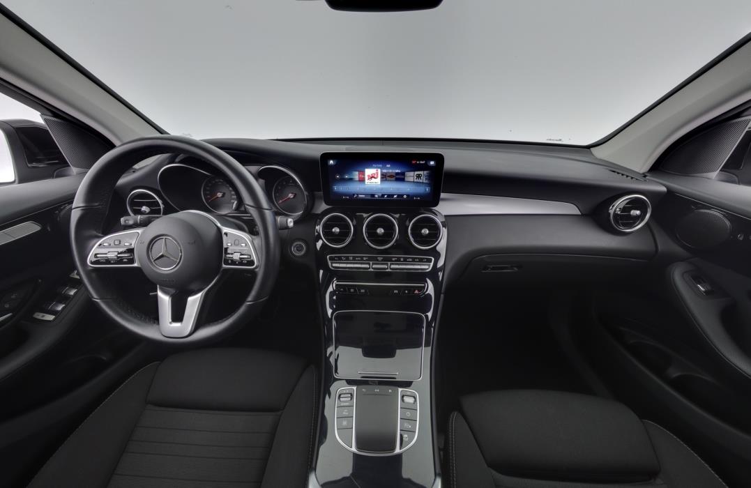 MERCEDES-BENZ GLC 2021