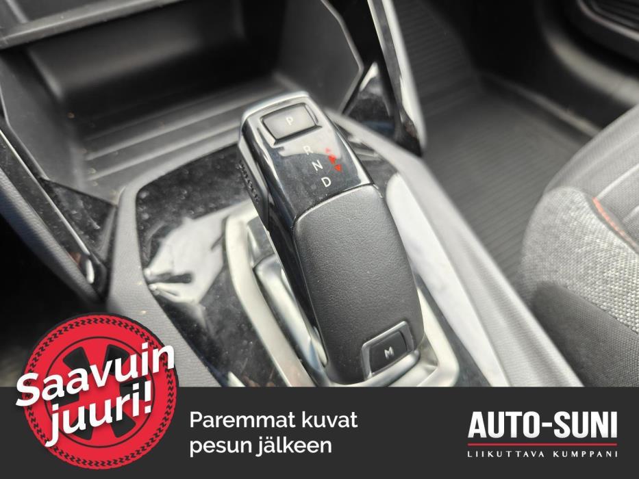 PEUGEOT 208 2020