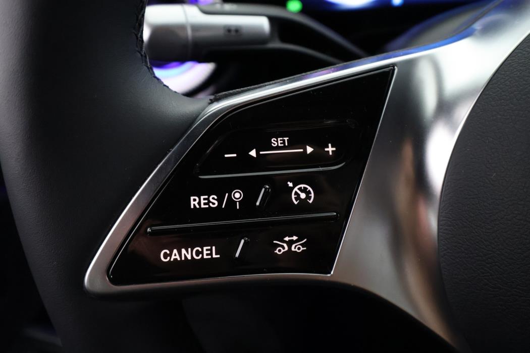 MERCEDES-BENZ CLA 2025