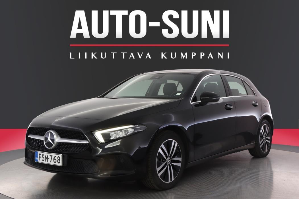 MERCEDES-BENZ A 2023