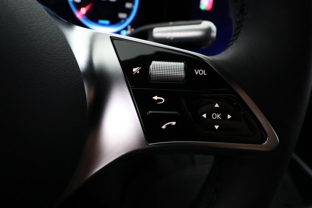 MERCEDES-BENZ CLA 2026