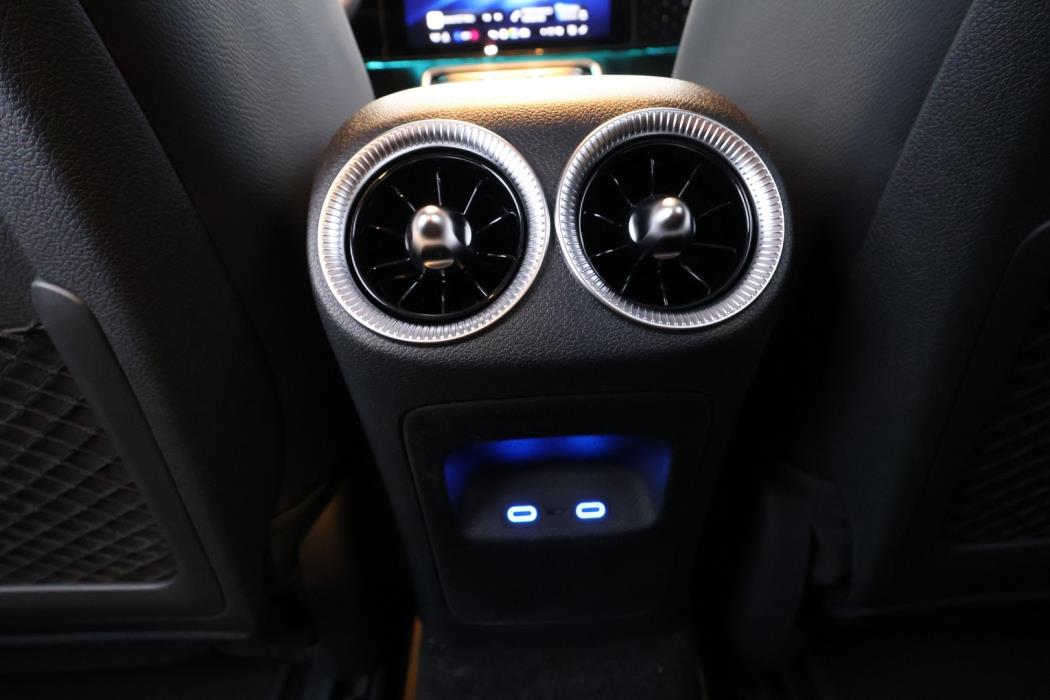 MERCEDES-BENZ CLA 2026