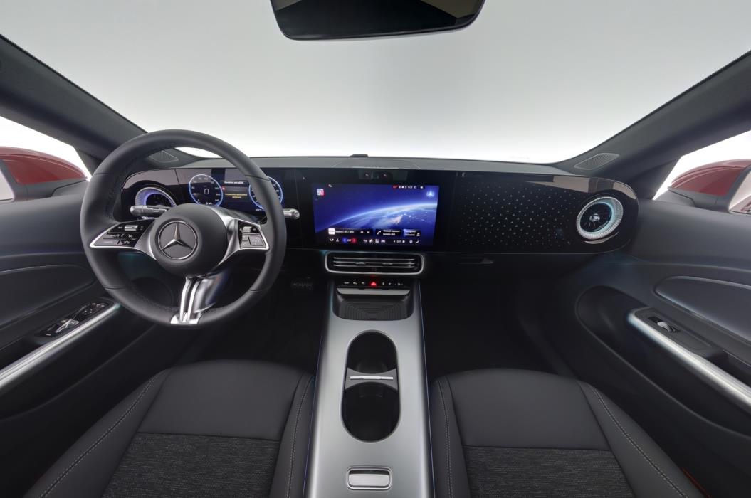 MERCEDES-BENZ CLA 2026