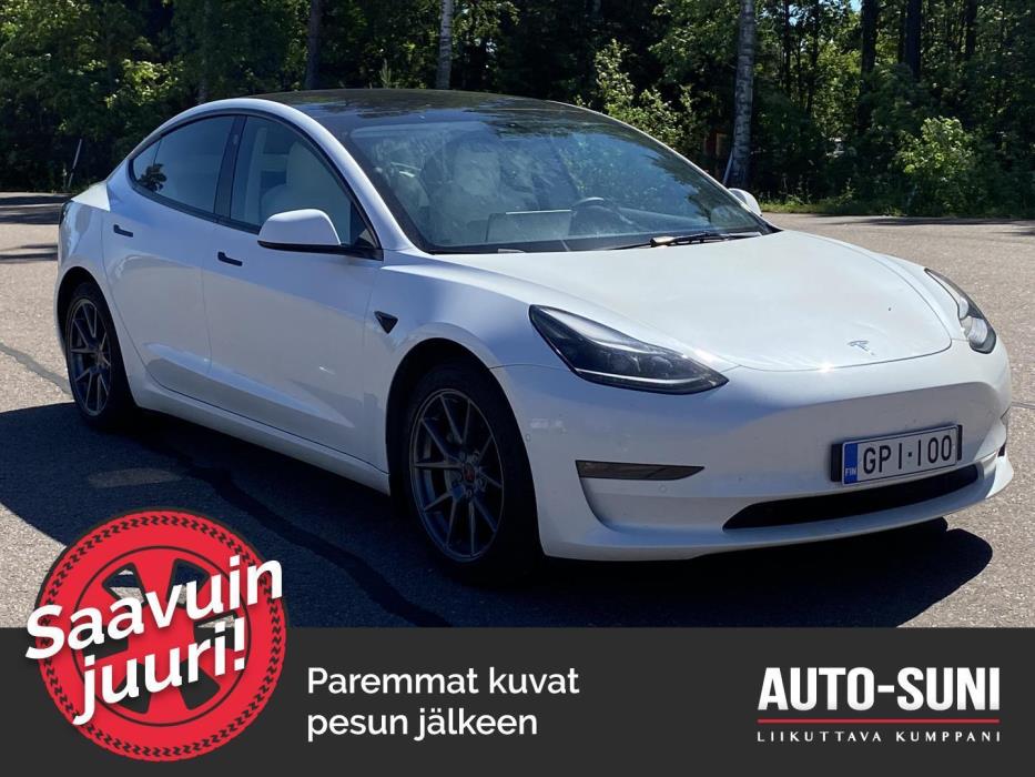 TESLA Model 3 2021