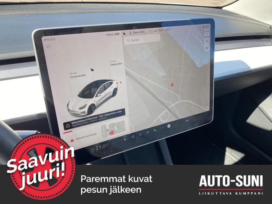 TESLA Model 3 2021