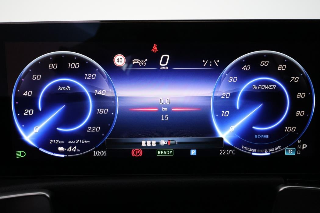 MERCEDES-BENZ EQB 2026