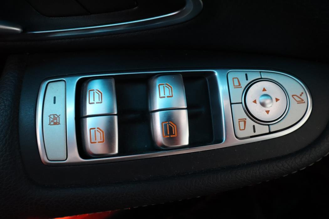 MERCEDES-BENZ C 2018