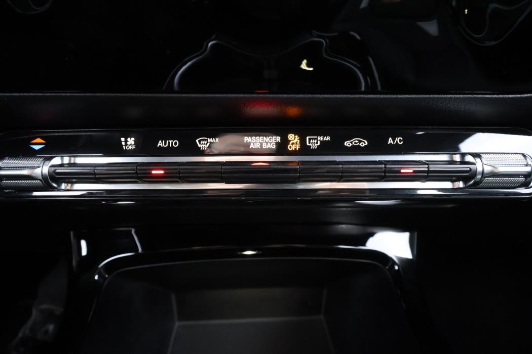 MERCEDES-BENZ CLA 2023