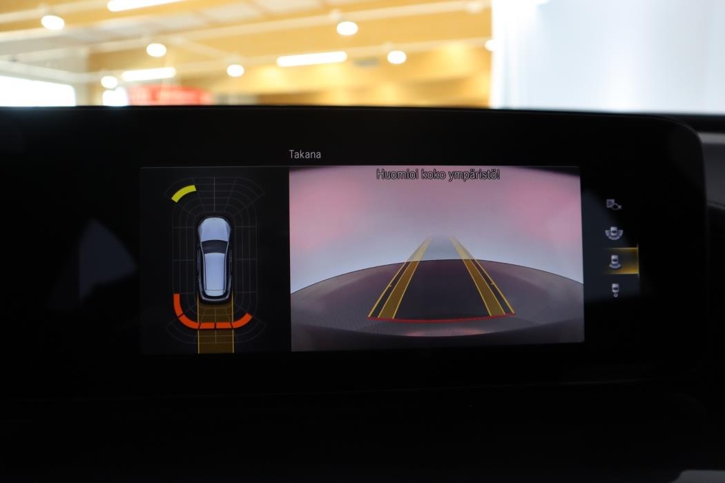 MERCEDES-BENZ EQC 2022