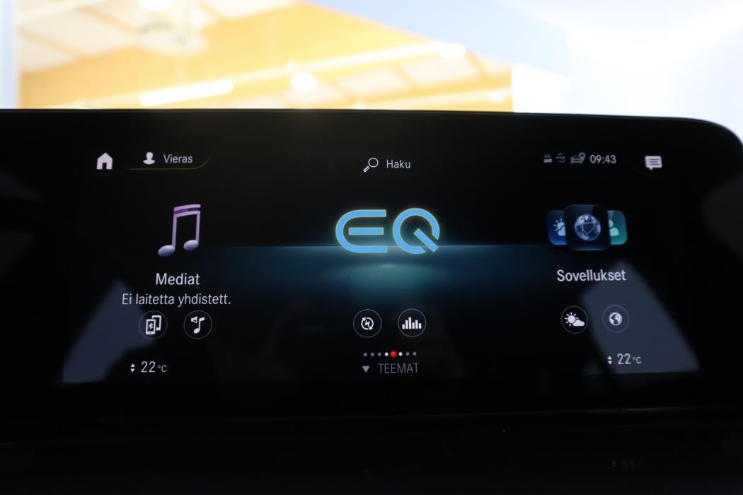 MERCEDES-BENZ EQC 2022