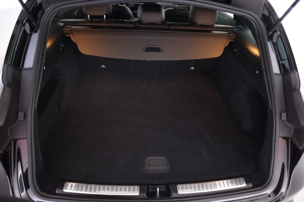 MERCEDES-BENZ EQC 2022