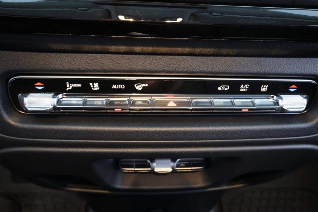 MERCEDES-BENZ Vito 2025