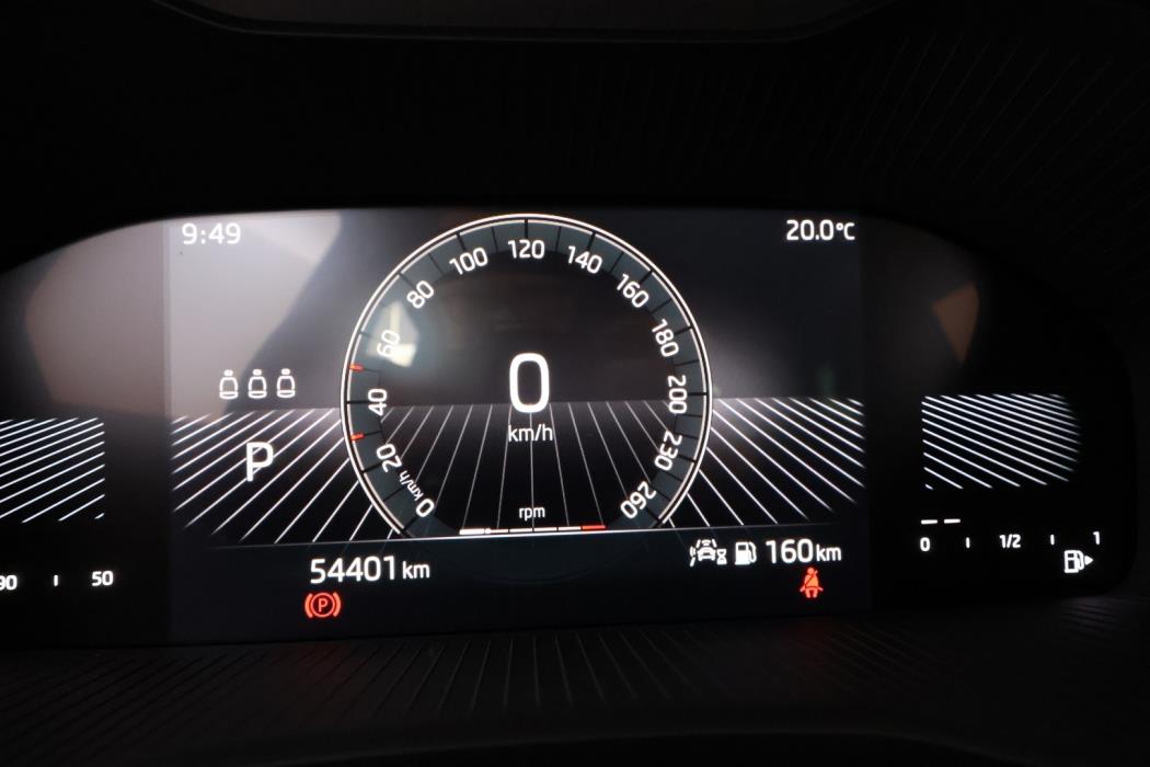 SKODA Karoq 2023