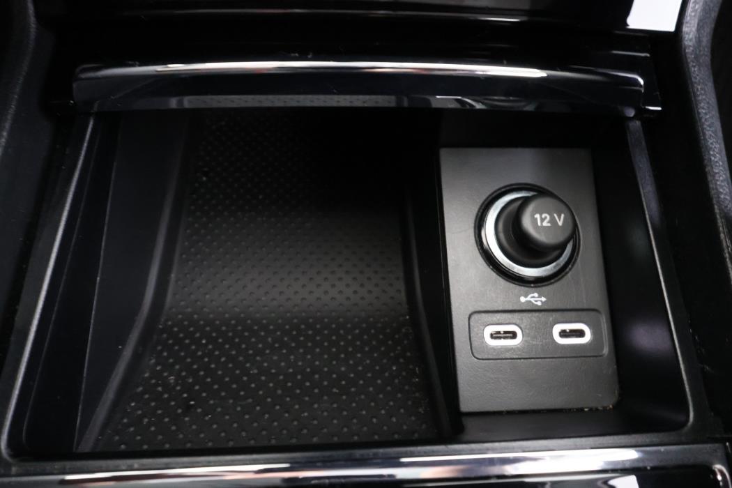 SKODA Karoq 2023