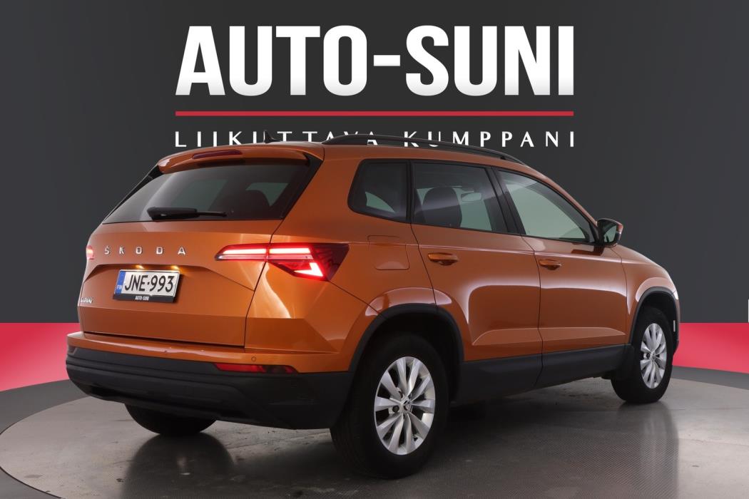 SKODA Karoq 2023