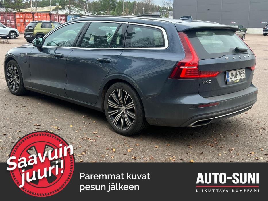 VOLVO V60 2020