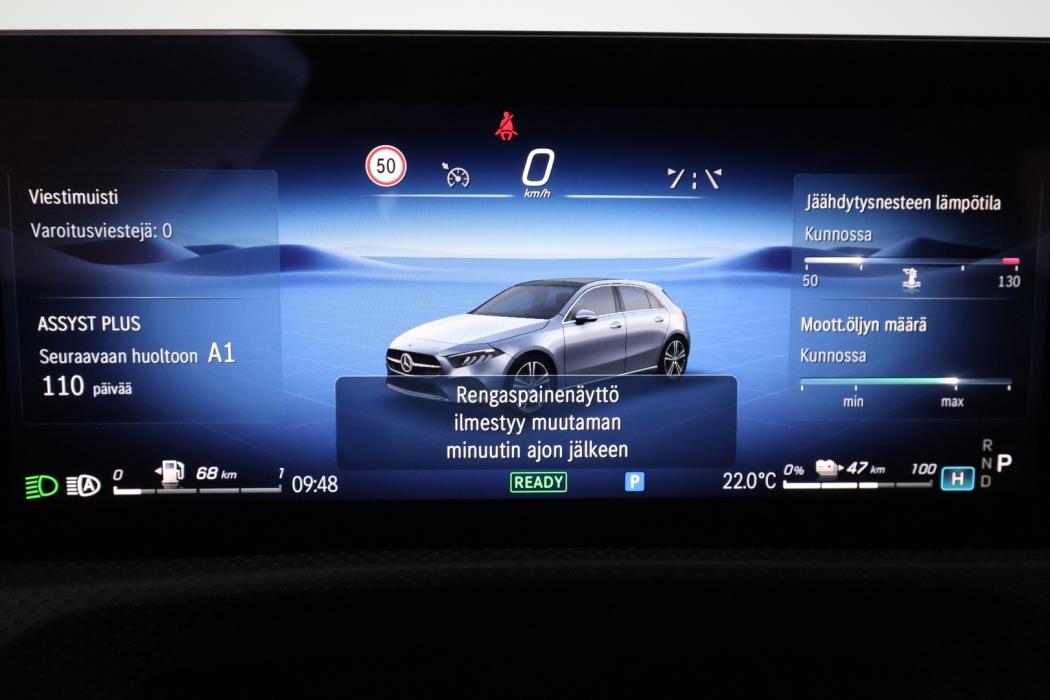 MERCEDES-BENZ A 2023