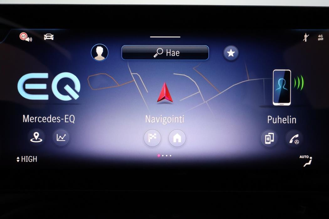 MERCEDES-BENZ EQA 2026