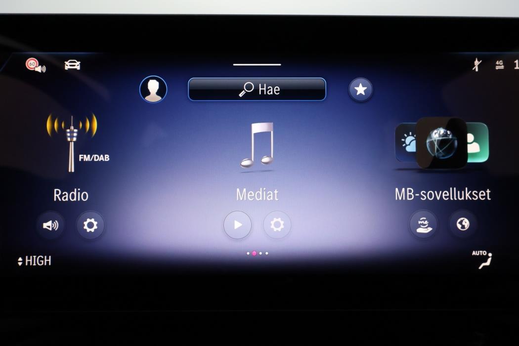 MERCEDES-BENZ EQA 2026