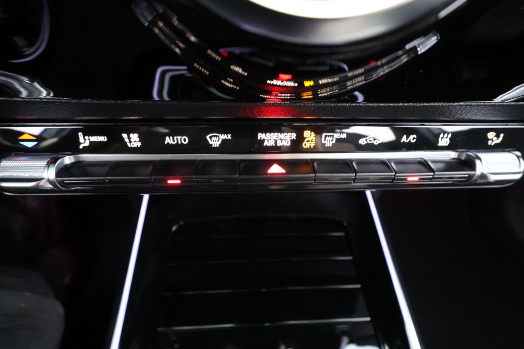 MERCEDES-BENZ EQA 2026