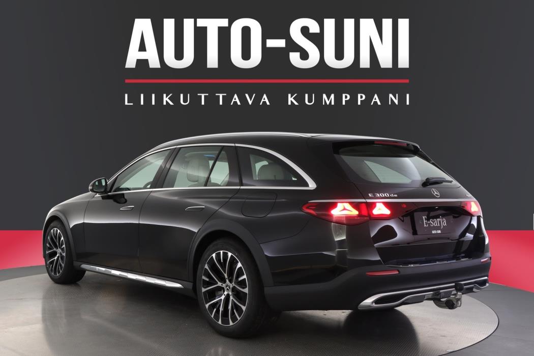 MERCEDES-BENZ E 2026