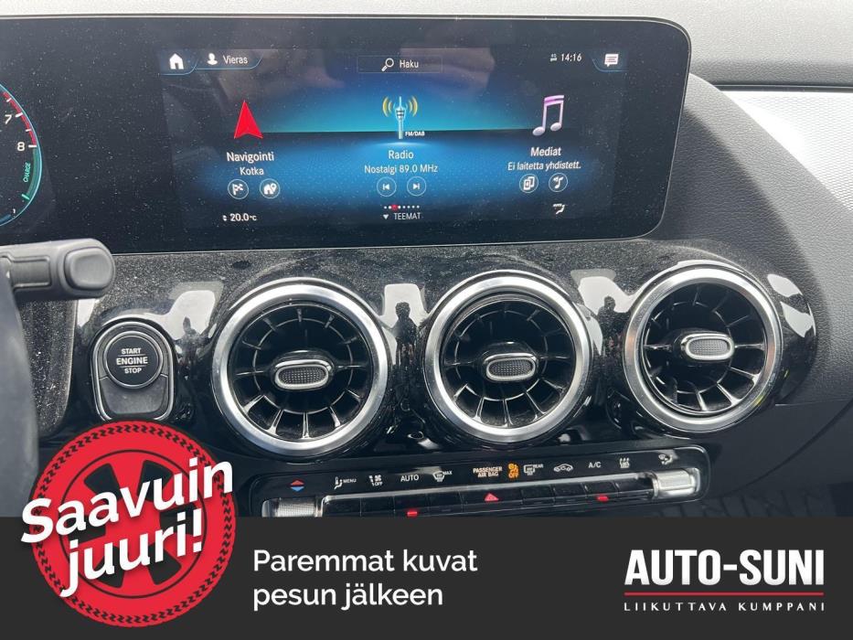 MERCEDES-BENZ GLA 2021