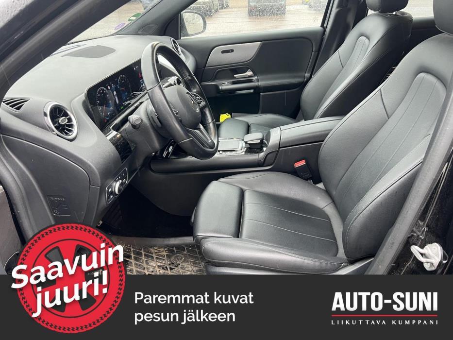 MERCEDES-BENZ GLA 2021