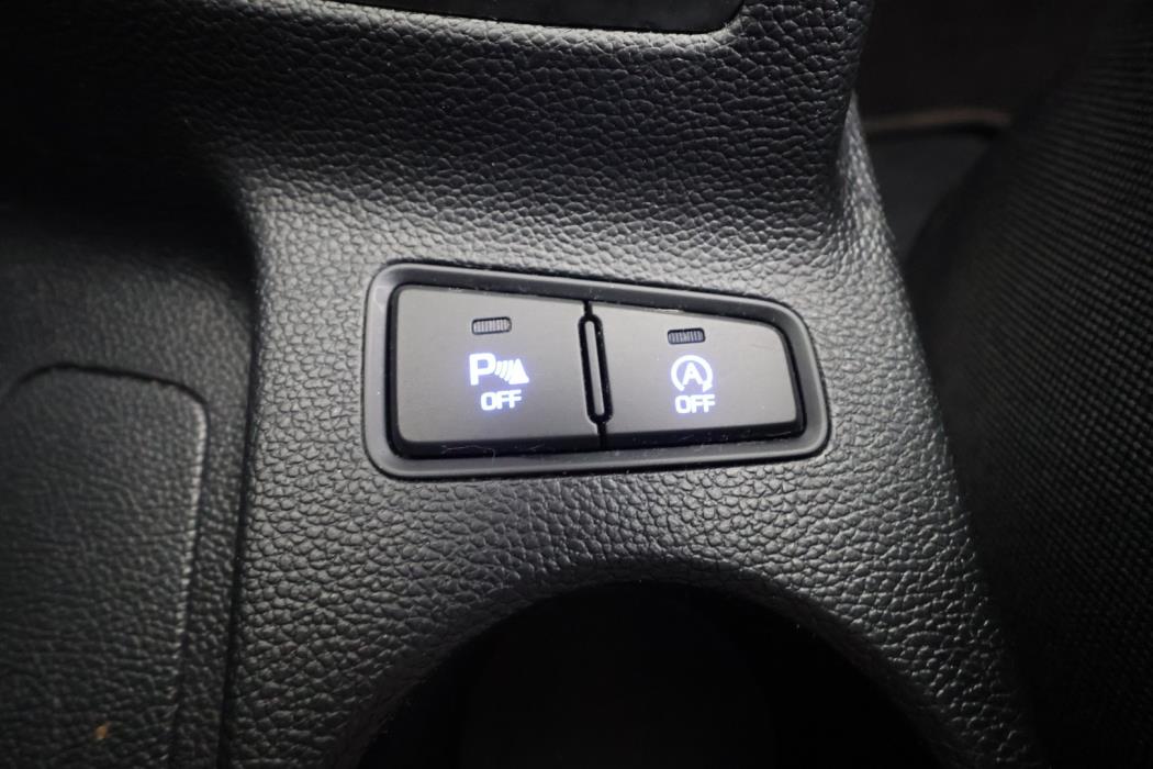 HYUNDAI i20 Hatchback 2019