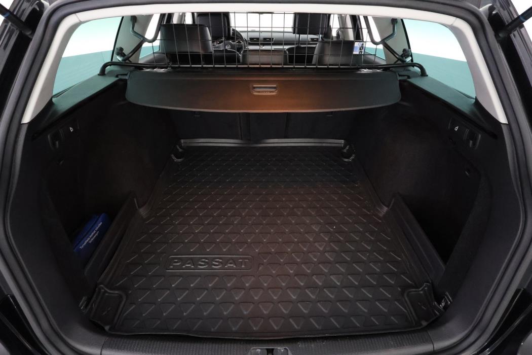 VOLKSWAGEN Passat 2014