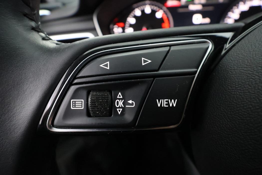 AUDI A4 2020