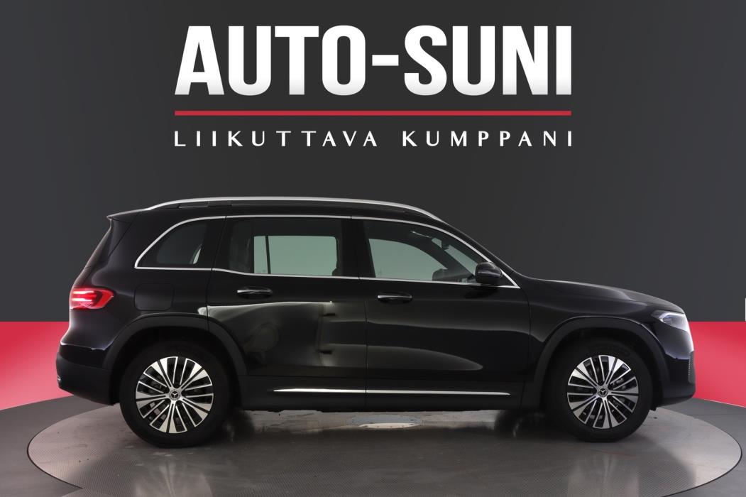 MERCEDES-BENZ EQB 2026