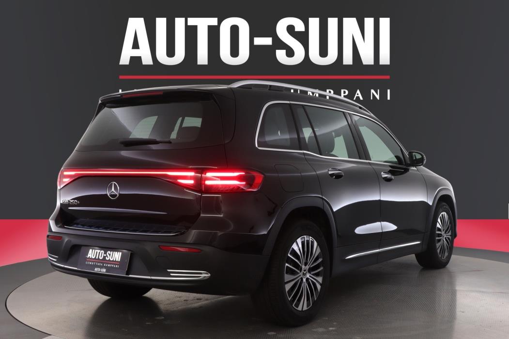 MERCEDES-BENZ EQB 2026