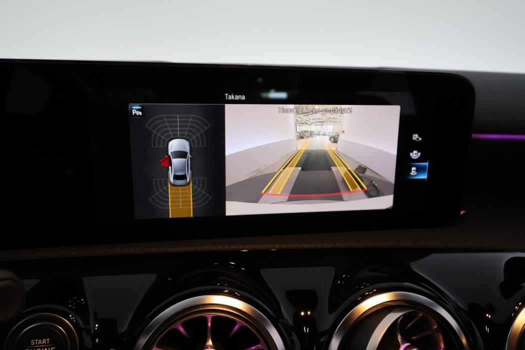 MERCEDES-BENZ A 2021