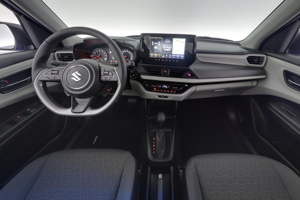 SUZUKI Swift 2026